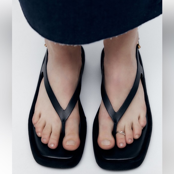 Platform Leather Sandals - Picture 6 of 9